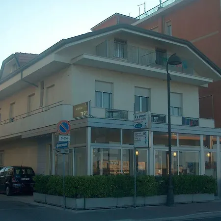 Trevi Готель 2*