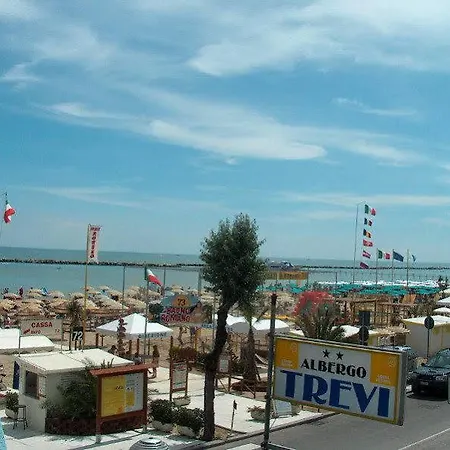 Trevi Готель 2*